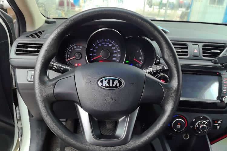 Used Kia K2 2012 Hatchback 1.4L MT GLS
