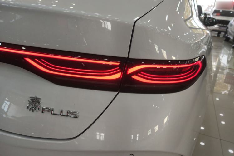 Used BYD Qin PLUS 2025 DM-i Smart Drive 55KM Leading Model