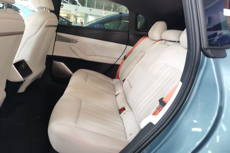 Used ONVO L60 2024 60 kWh Rear-Drive Version