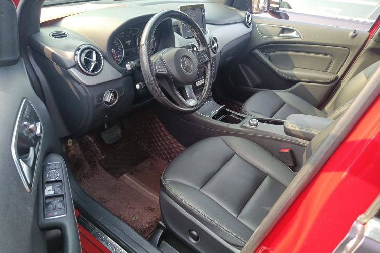 Used Mercedes-Benz B-Class 2015 B 200 Fashion Model