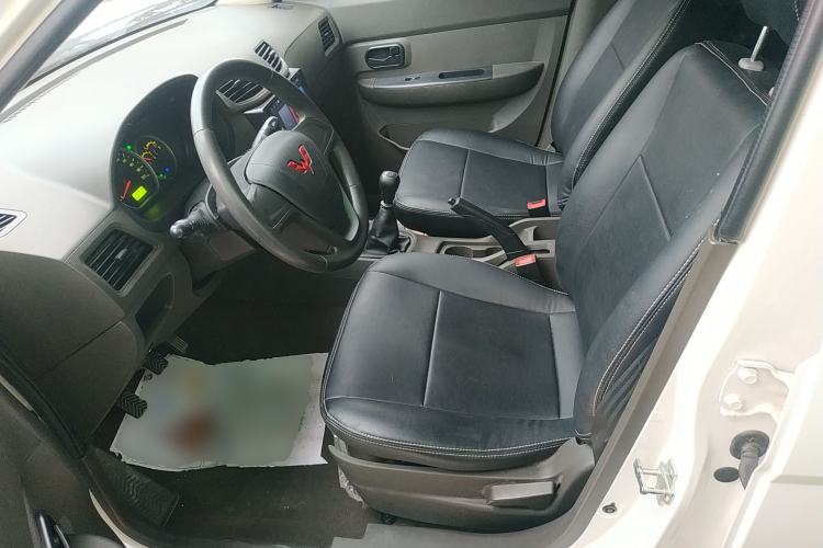 Used Wuling Hongguang 2018 1.5L Classic S Base Model
