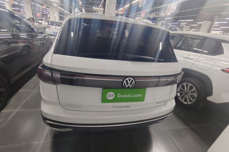 Used Volkswagen Tharu 2023 300TSI Two-Wheel-Drive Crescent Edition
