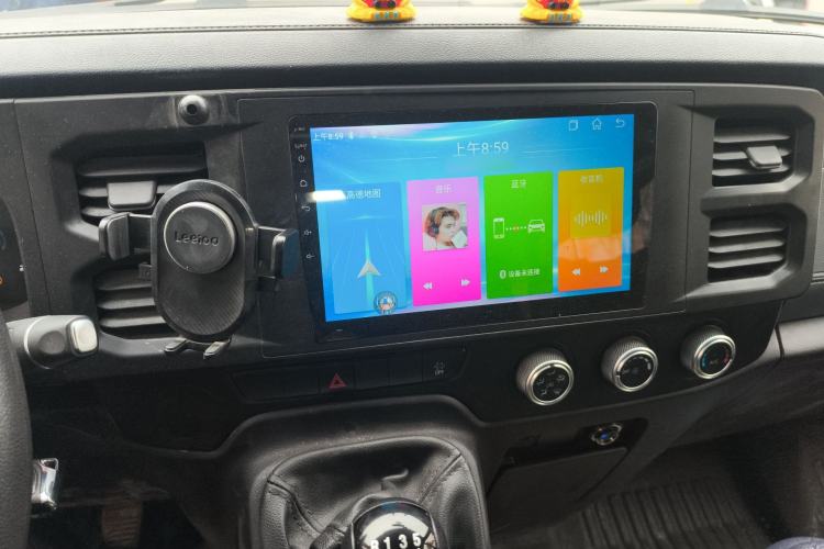 Used JMC Fushun 2023 2.0T Manual Short Wheelbase Low-Roof Commercial Multi-Purpose Passenger Vehicle 6 Seats with Lift-Up Tailgate