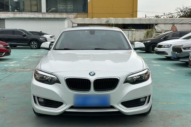 Used BMW 2 Series 2015 218i

