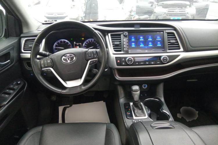 Used Toyota Highlander 2018 2.0T Four-Wheel Drive Luxury Version 7 Seats China VI Standard

