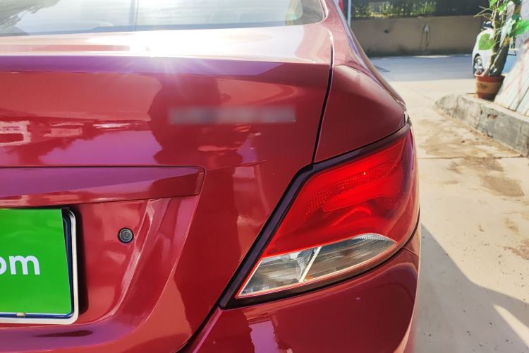 Used Hyundai Verna 2014 1.4L Manual Smart GLS Trim
