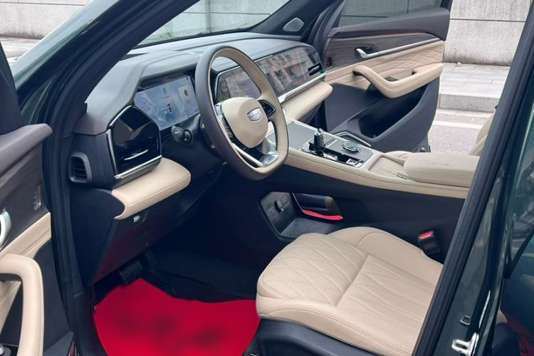 Used Geely Auto Monjaro L 2025 Dongfang Yao 2.0TD Automatic All-Wheel-Drive Wangyue Edition
