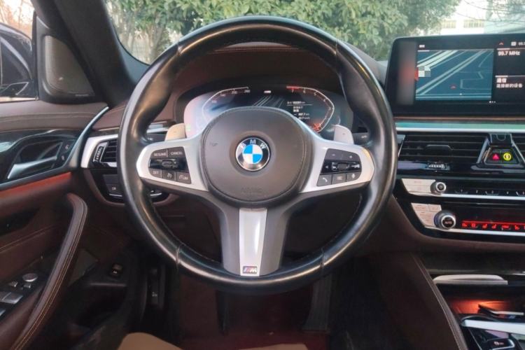 Used BMW 5 Series 2022 Second Facelift 530Li Luxury Version M Sport Package
