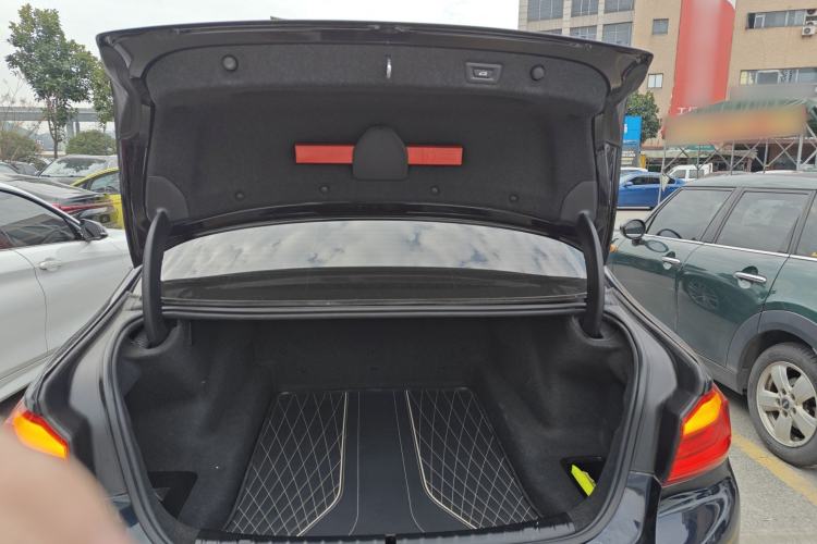 Used BMW 5 Series 2019 525Li M Sport Package