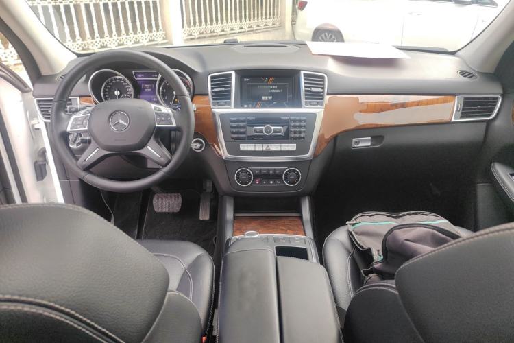 Used Mercedes-Benz M-Class 2014 ML 400 4MATIC Dynamic Model