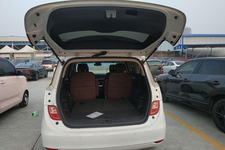 Used Buick GL6 2019 18T 6-Seater Connected Luxury Version China V Standard
