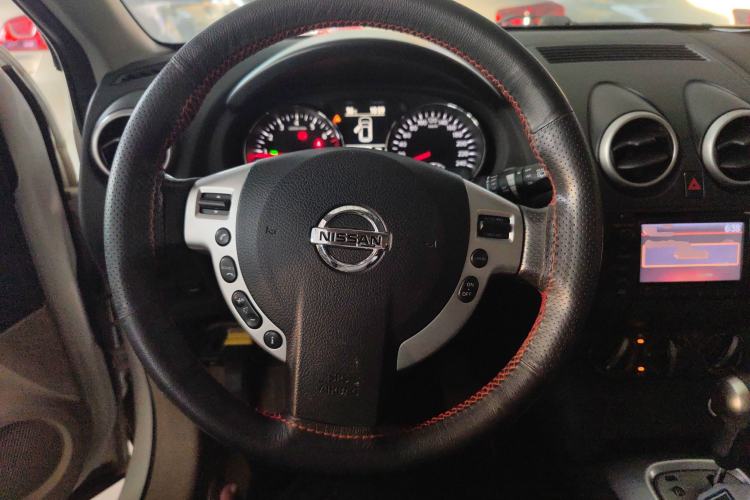 Used Nissan Qashqai 2015 2.0 XL Coolfire CVT 2WD