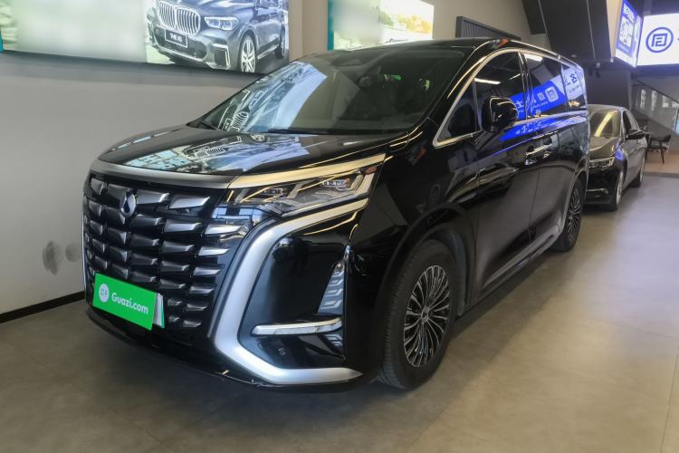 Used Denza D9 2022 DM-i 1040 Prestige Model