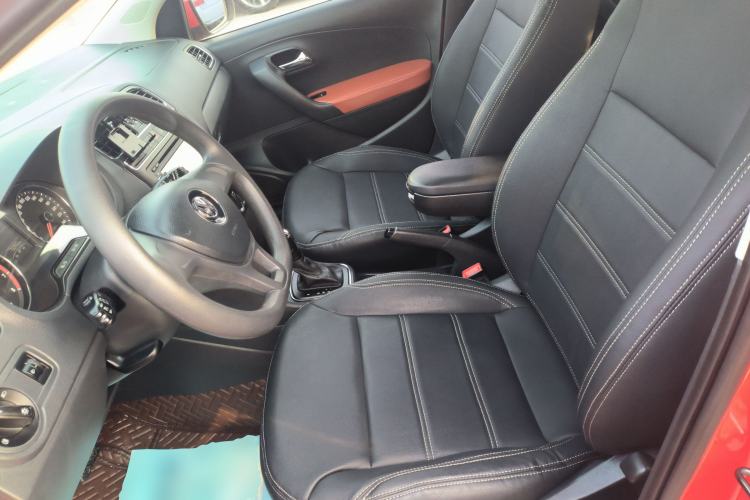 Used Volkswagen Polo 2014 1.6L Automatic Comfort Edition
