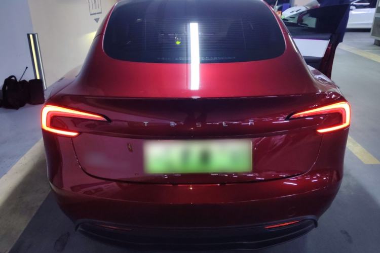 Used Tesla Model 3 2023 Long-Range All-Wheel-Drive Version
