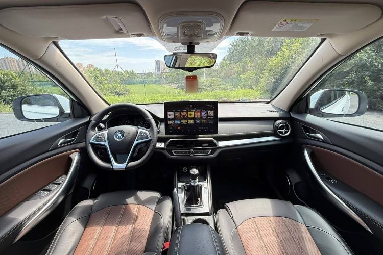 Used BYD Song 2019 1.5TI Manual Smart Connect Enhanced Model
