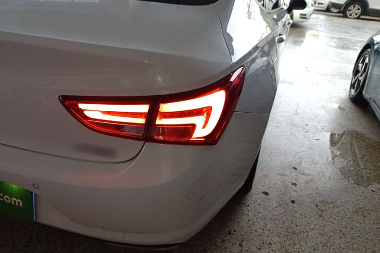 Used Buick Verano 2018 Sedan 20T Dual-Clutch Leading Model
