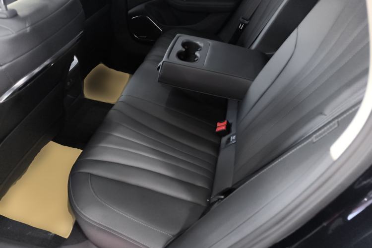 Used Hongqi H5 2024 2.0T Automatic Smart Connect Flagship Edition