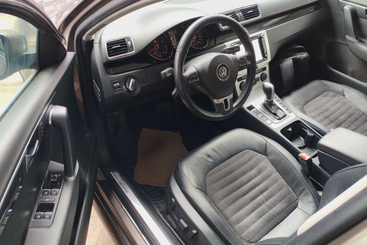 Used Volkswagen Magotan 2015 Facelift 1.8TSI Luxury Model
