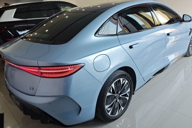 Used BYD Seal 2022 550 km Standard Range Rear-Wheel Drive Prestige Version
