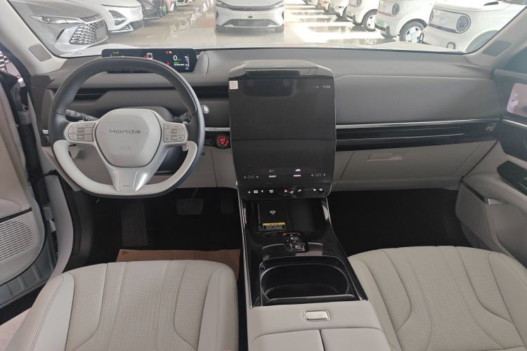 Used Honda P7 2025 Rear-Drive Long-Range Plus