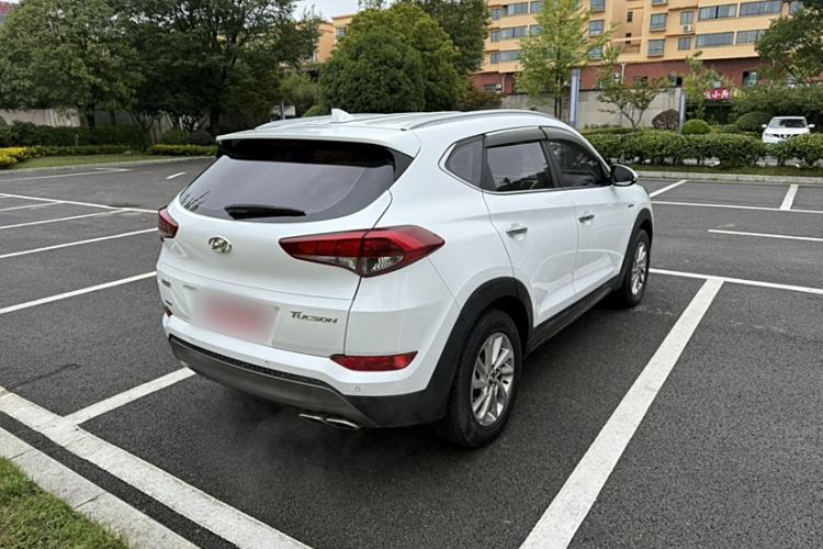 Used Hyundai Tucson 2015 1.6T Dual-Clutch Two-Wheel-Drive Smart Model
