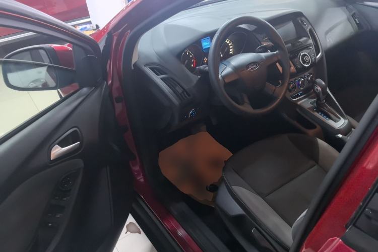 Used Ford Focus 2012 Hatchback 1.6L Automatic Comfort Model
