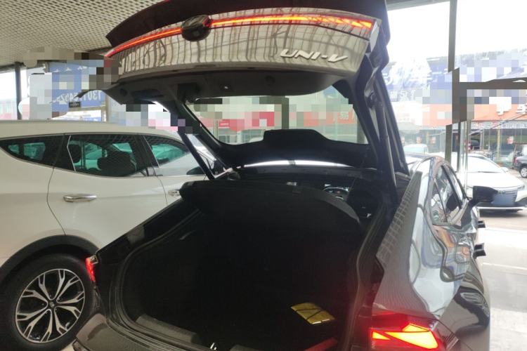 Used Changan UNI-V 2022 1.5T Sport Edition
