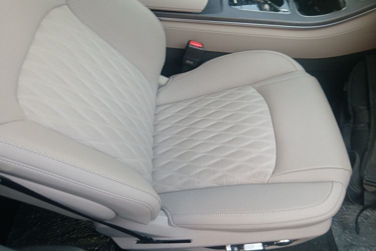 Used BYD Han 2025 DM-i Intelligent Driving Edition 125KM LiDAR Flagship Model
