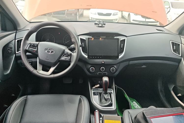 Used Hyundai ix25 2015 1.6L Automatic Two-Wheel Drive Smart GLS Trim
