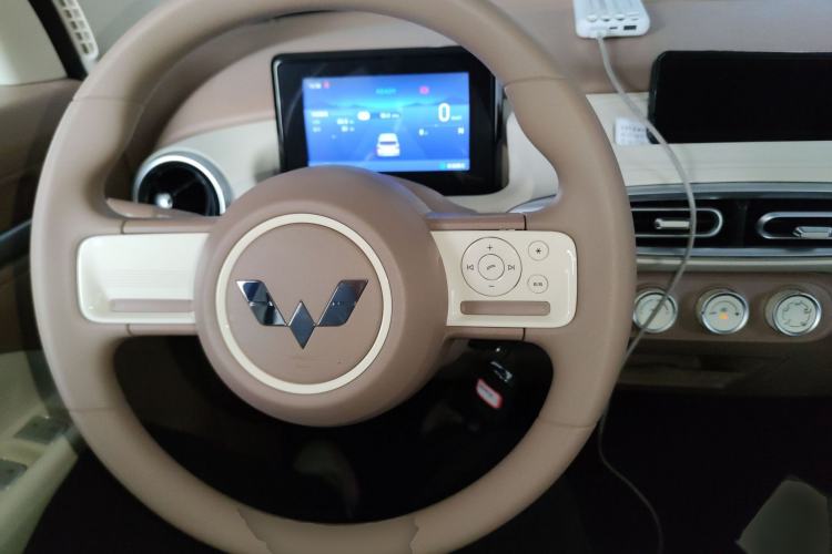 Used Wuling Hongguang MINIEV 2025 Four-Door Version Advanced Edition
