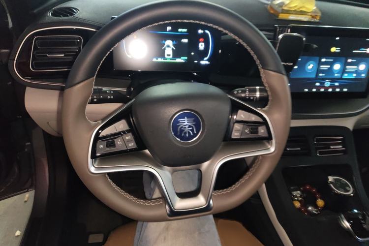 Used BYD Qin PLUS 2024 Honor Edition EV 510KM Leading Model
