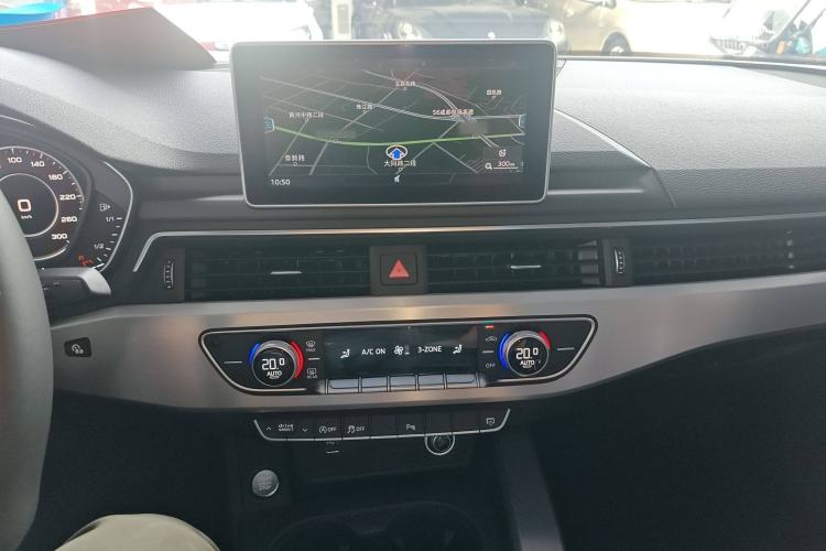 Used Audi A4L 2018 30th Anniversary Edition 40 TFSI Fashion Model
