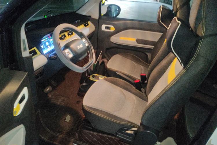 Used Chery QQ Ice Cream 2022 120km Conical Shape Lithium Iron Phosphate
