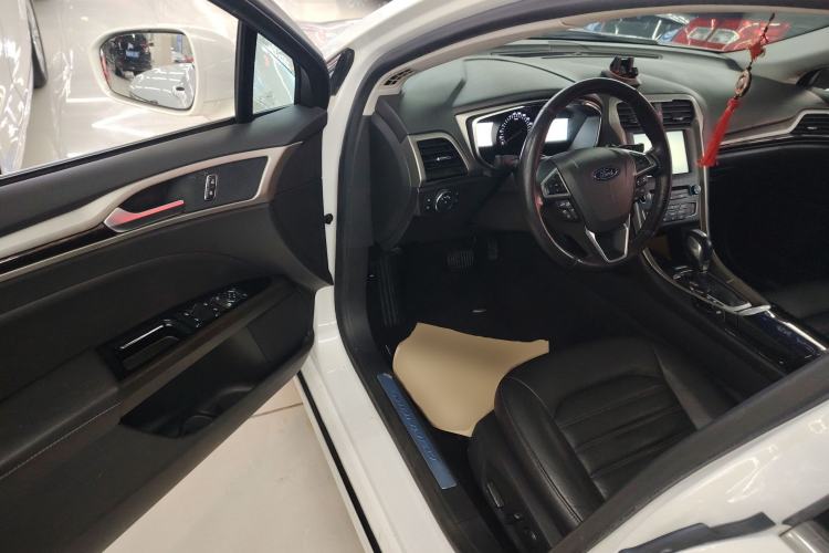 Used Ford Mondeo 2013 2.0L GTDi 200 Luxury Model