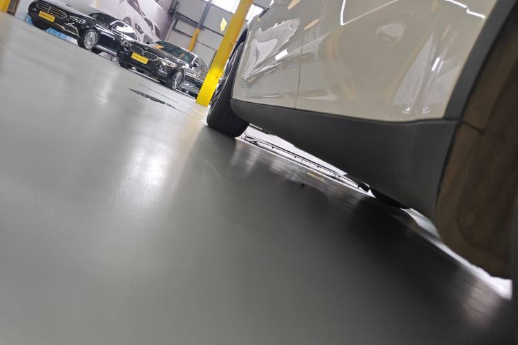 Used Tesla Model Y 2023 Rear-Wheel-Drive Version
