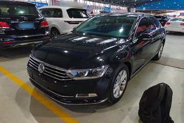 Used Volkswagen Magotan 2019 330TSI DSG Luxury Version China VI Standard