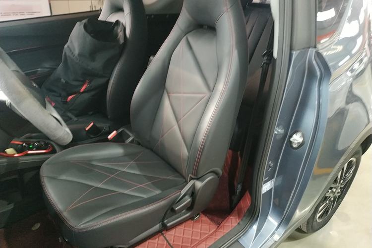 Used Chery Little Ant 2022 Sweet Pink Edition Half-Sugar Version Lithium Iron Phosphate 29.2 kWh 30 kW 301 km