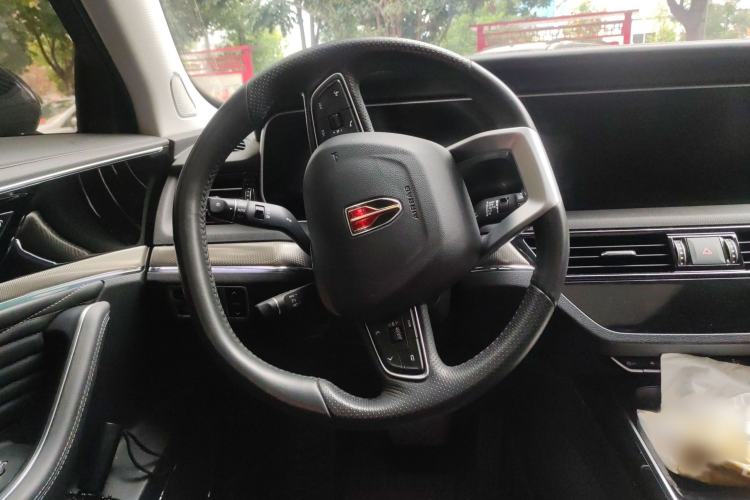 Used Hongqi HS5 2022 Revised Version 2.0T Smart Connect Flagship Edition
