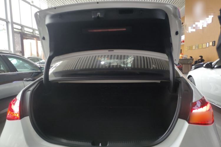 Used Mercedes-Benz C-Class 2024 Facelift C 260 L Night Edition Sport Version
