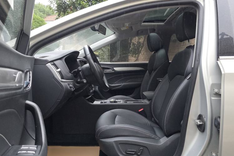 Used Roewe i6 New Energy 2017 45T Hybrid Connect & Smart Enjoyment Edition