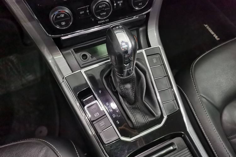 Used Volkswagen Passat 2017 330TSI DSG Luxury Edition
