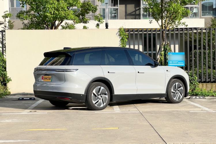 Used Nio ES8 2024 75 kWh