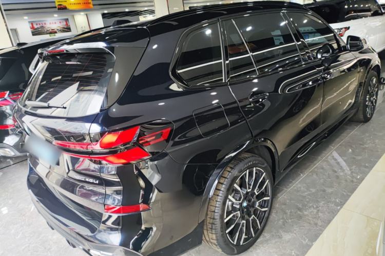 Used BMW X5 2023 xDrive 40Li M Sport Night Edition Package
