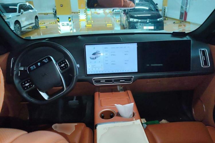 Used Li Auto L7 2023 Air model
