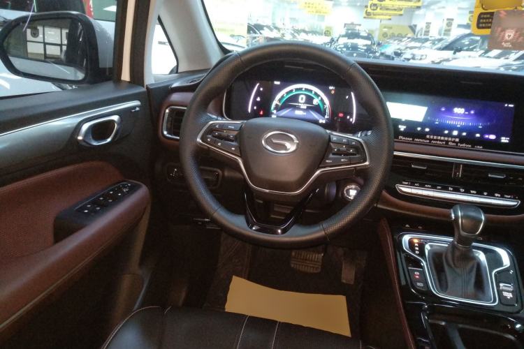 Used GAC Trumpchi M6 2023 PRO 270T DCT Luxury Edition
