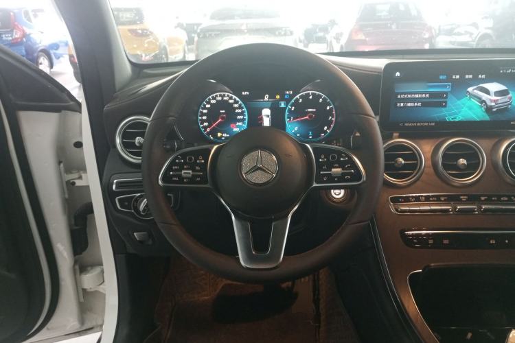 Used Mercedes-Benz GLC 2022 Facelift GLC 260 L 4MATIC Luxury Edition