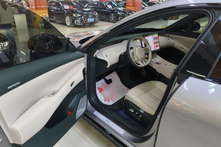 Used  YU7 2025 Ultra-Long Range Rear-Wheel Drive Version