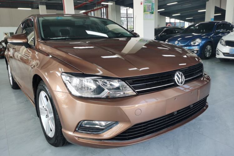 Used Volkswagen Lamando 2017 230TSI DSG Fashion Edition
