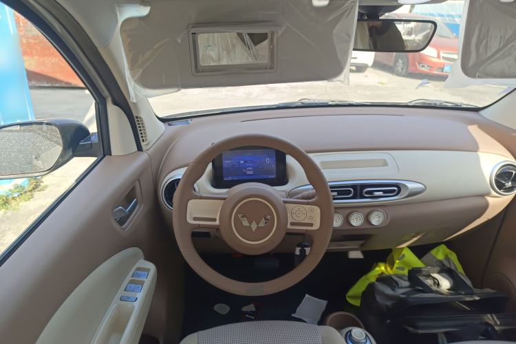 Used Wuling Hongguang MINIEV 2025 Four-Door Version Advanced Edition
